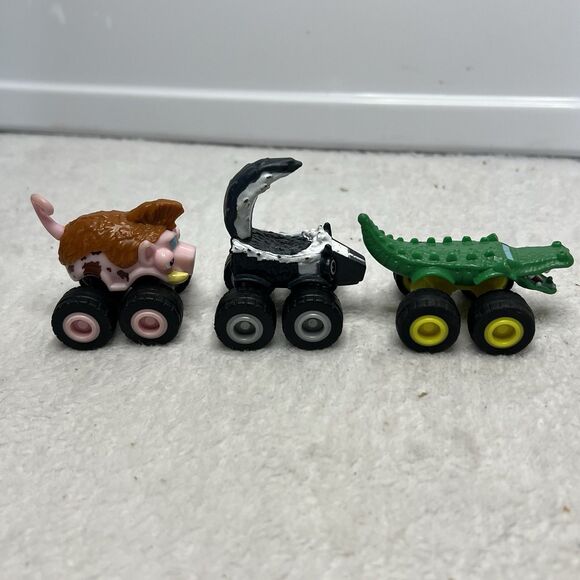 Lot Of 6 Blaze and the Monster Machines Mini Trucks Ant Crab Alligator Skunk - Picture 9 of 11